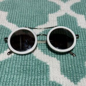 Chic Round Sunglasses with White Frames